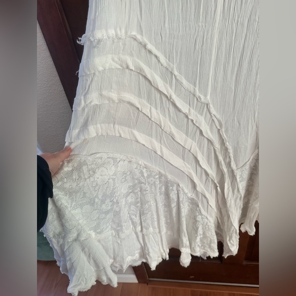 Free People White Maxi Dress with Long Sleeves - Picture 3 of 5